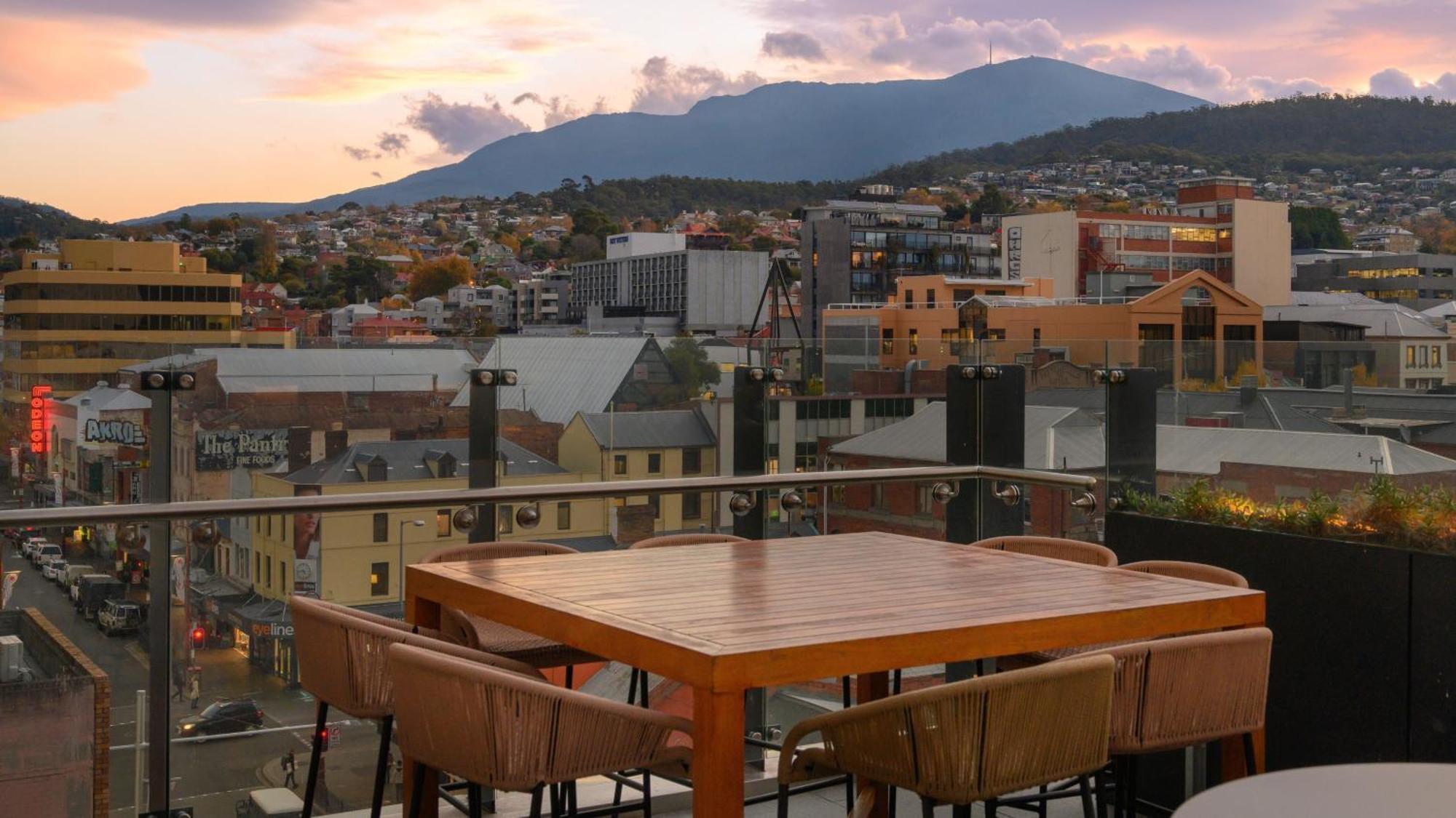 Crowne Plaza Hobart By Ihg Hotel Exterior photo